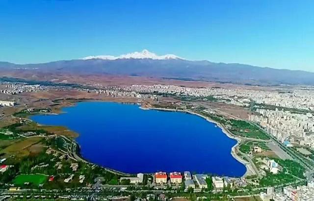 سند یک میلیون و ۴۰۰ هزار هکتار تالاب در کشور صادر شد