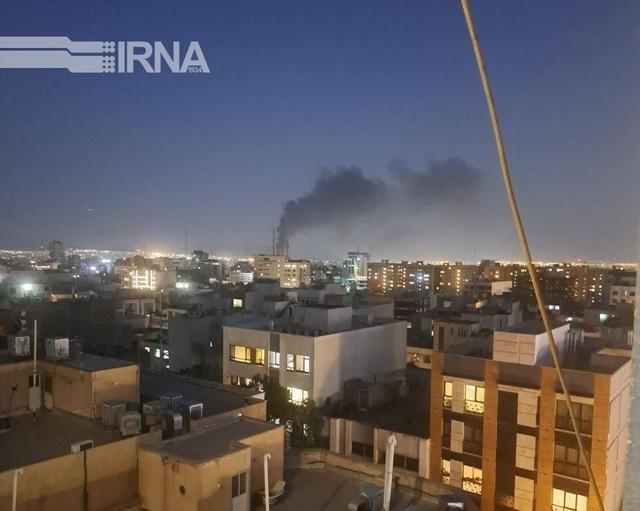 ستون دود در تهران ناشی از آتش سوزی است، نه انفجار
