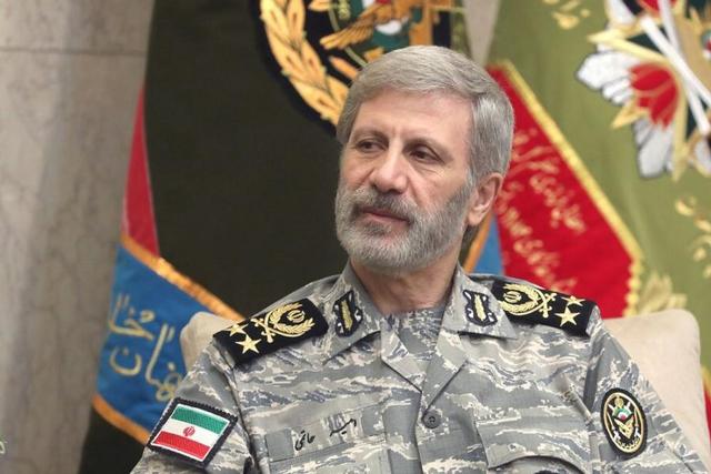 سرلشکر حاتمی: راه شهیدان در دفاع از کشور، تا انتقام خون پاک‌شان ادامه خواهد داشت