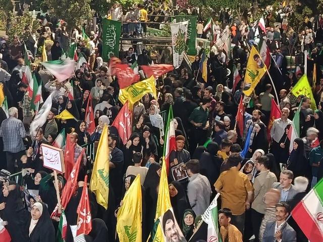حضور درخشان مردم فامنین در سنگر خیابان