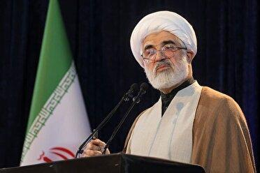 امام جمعه موقت قزوین: باید در برابر زیاده‌خواهی آمریکا ایستاد