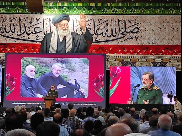سرلشکر رضایی: ترامپ آزادسازی ۲۴ میلیارد دلار از اموال ایران را پذیرفته است