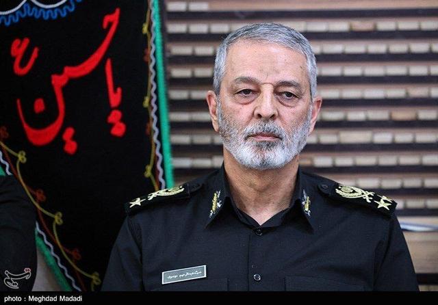 سپهبد موسوی در جوانی + عکس