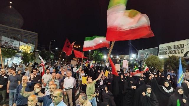 زاهدانی‌ها صد و سه شب پای کار ایران
