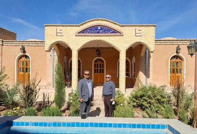 مجوز بهره‌برداری هفتمین اقامتگاه سنتی و بوم‌گردی ورامین صادر شد