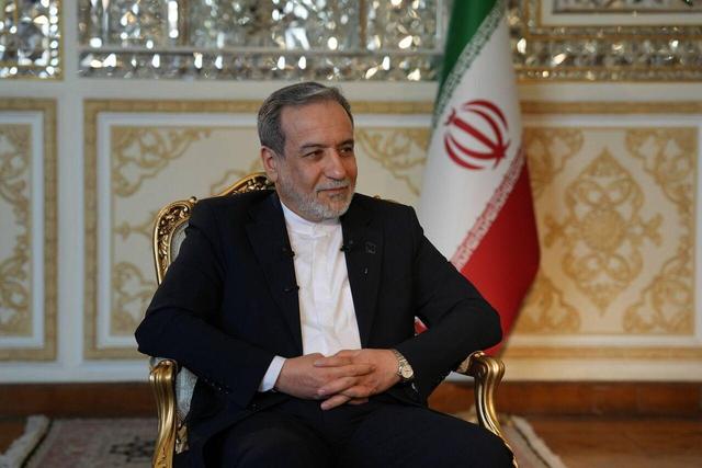 صوت گفت‌وگوی تلویزیونی وزیر امور خارجه