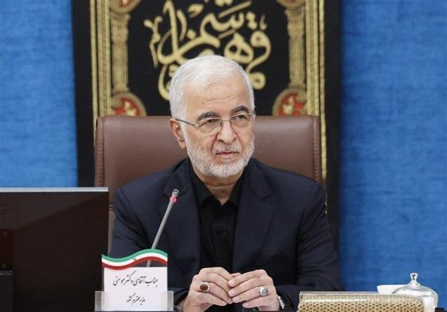 مومنی: ایران مقتدرتر از هر زمانی دربرابر تهدیدات ایستاده است