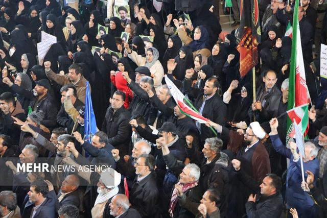 صد و پنج شب نور؛ صد و پنج شب وفاداری در خیابان‌های اردبیل