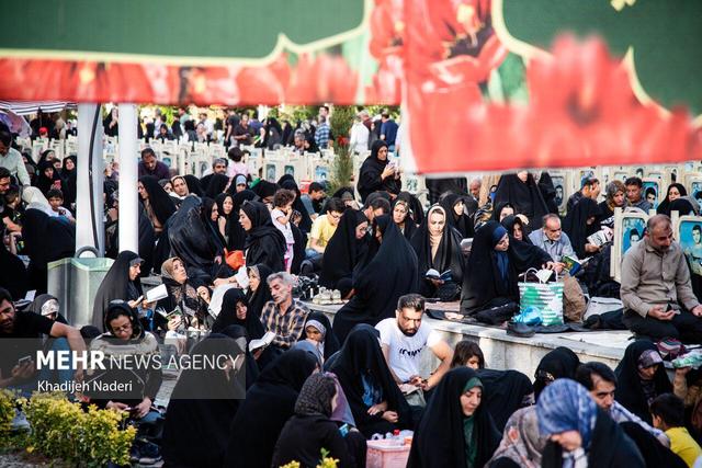 گردهمایی هیئات مذهبی اصفهان در گلستان شهدا