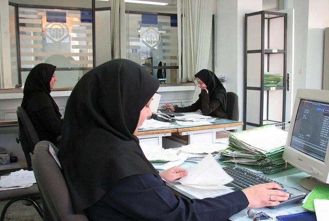 ضرورت حمایت از نیروهای قراردادی