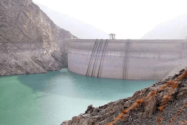 لزوم صرفه‌جویی در مصرف آب