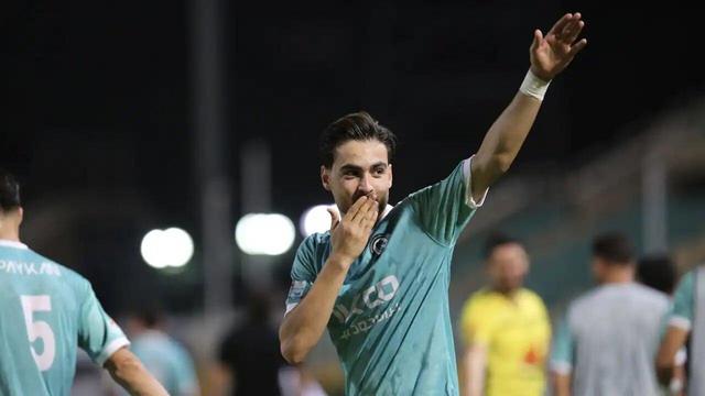 مهاجم ۱۹ ساله فوتبال ایران در تیررس استقلال و پرسپولیس