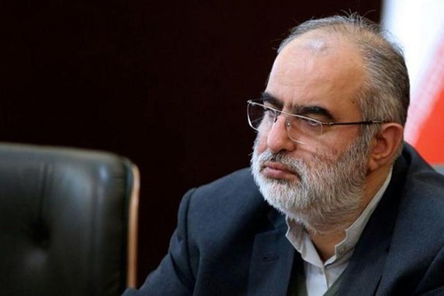 هشدار حسام‌الدین آشنا: بترسید و جامعه را قطبی نکنید!