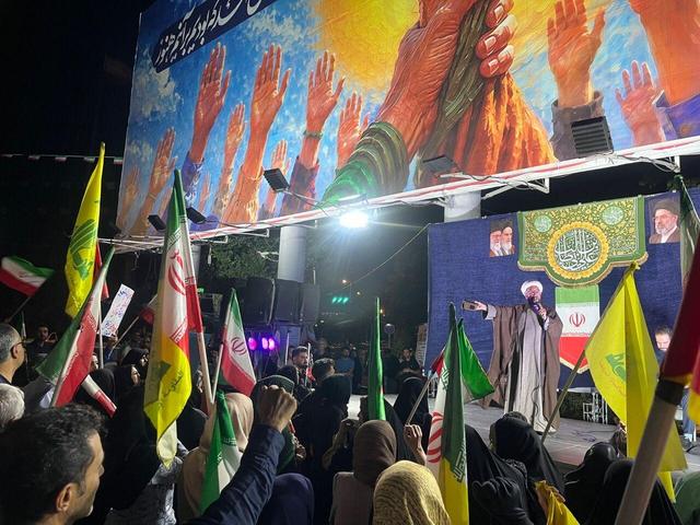 تاکید بر انسجام ملی در یکصد و ششمین شب تجمعات مردمی شیراز