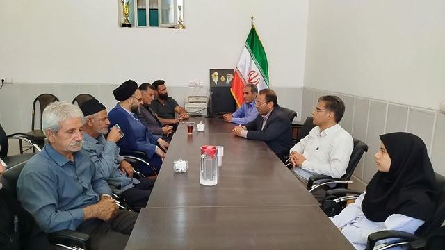 تجلیل از خیران خانه بهداشت روستای کریم‌آباد بهادران