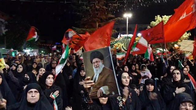 اجتماع مردم زابل همزمان با عزاداری محرم