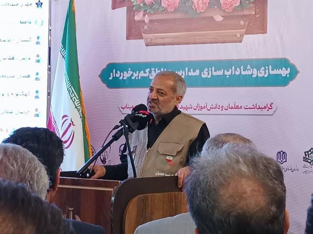 وزیر آموزش و پرورش: هزار و ۲۰۰ واحد آموزشی توسط گروه‌های جهادی در کشور بازسازی شد