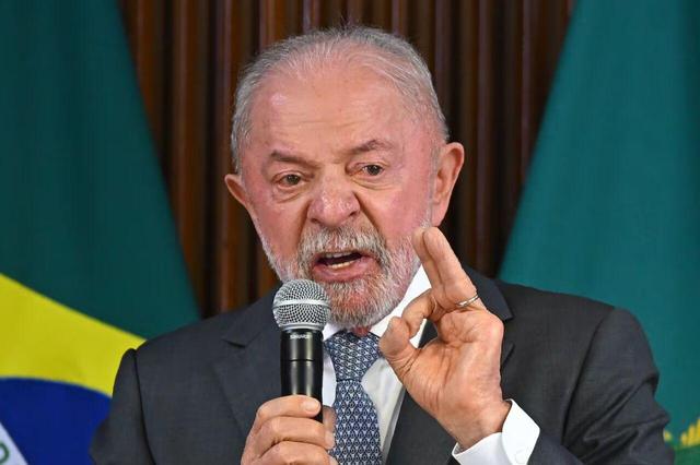 داسیلوا: ترامپ در انتخابات برزیل دخالت نکند