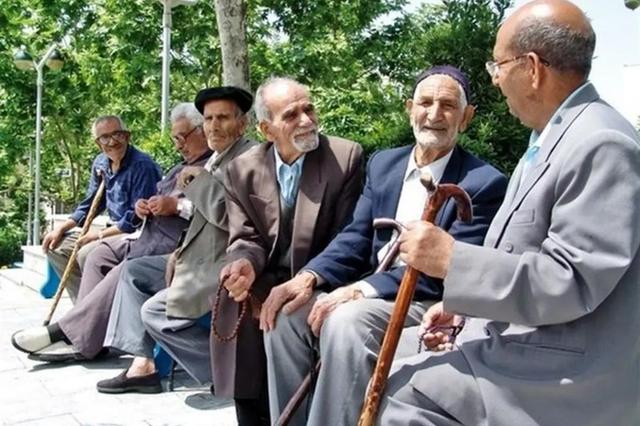 خبر خوش برای بازنشستگان ؛ اعلام زمان واریز حقوق خرداد