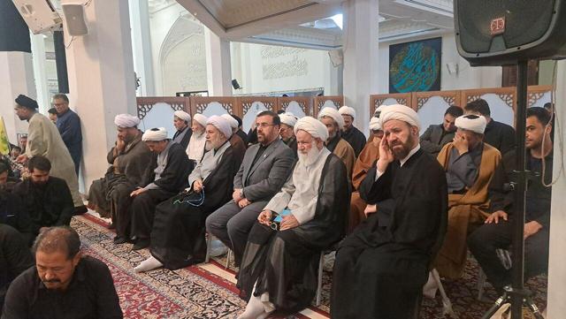 مراسم بزرگداشت آیت‌الله فیاض از مراجع تقلید شیعه در حرم مطهر شاهچراغ(ع) برگزار شد