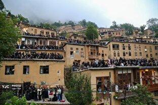 مراسم "علمبندان" در شهر تاریخی ماسوله