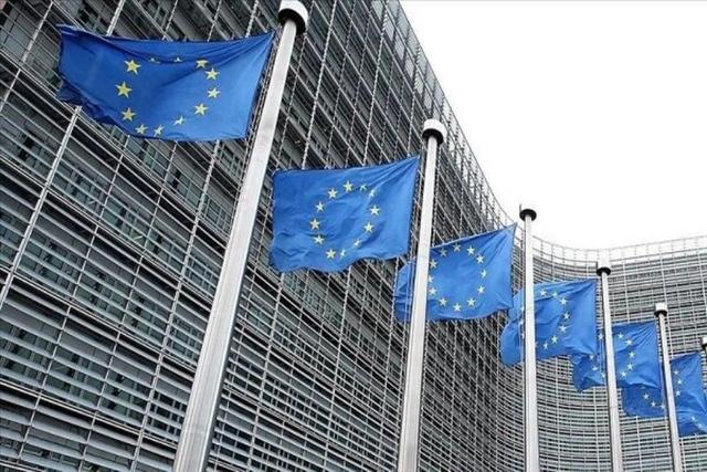 فارن افرز:تنها راه نجات اروپا، استقلال از آمریکاست