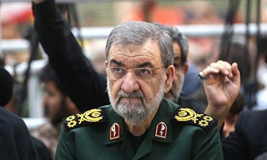 سرلشکر رضایی: آمریکا را پاسخگو می‌کنیم