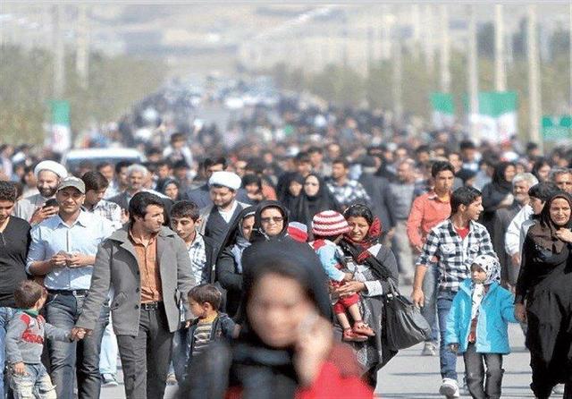 سالمندی در ایران با فقر، تنهایی و معلولیت گره خورده است