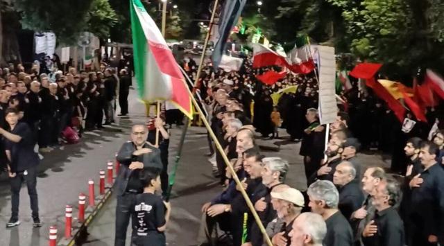 مردم حسین آباد دلگان در سوگ سیدالشهدا عزاداری کردند