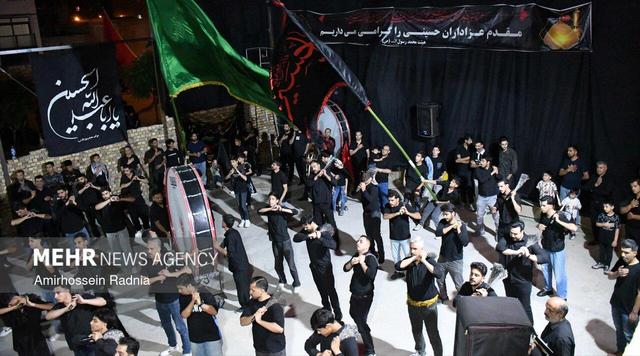 موج صد و چهاردهم؛ رامیان در شب هشتم محرم غرق در شور حسینی