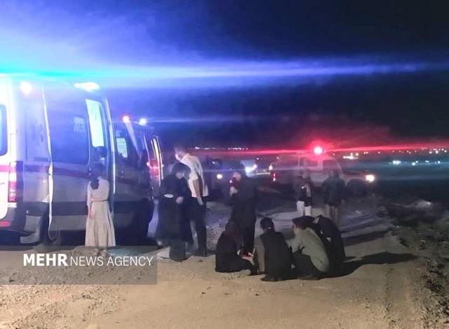 وقوع تصادف زنجیره‌ای در محور آرادان به سرخه؛ ۱۲ نفر مصدوم شدند
