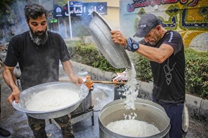 پخت ۷۲ دیگ غذای نذری ظهر عاشورا - بجنورد