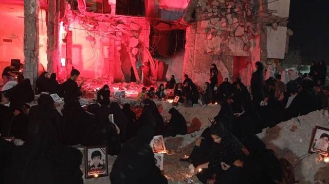 شام غریبان مینابی ها در مقتل شهدای دانش آموز «کربلای ایران»
