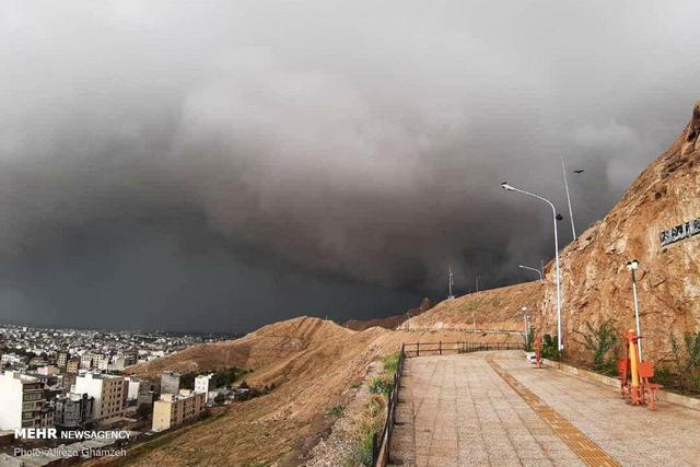 تندباد استان سمنان را درنوردید؛ رکوردشکنی باد در دامغان با ۹۴ کیلومتر