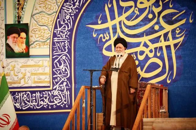 امام جمعه مشهد: امروز باید ضعف و شکست دشمن برجسته شود