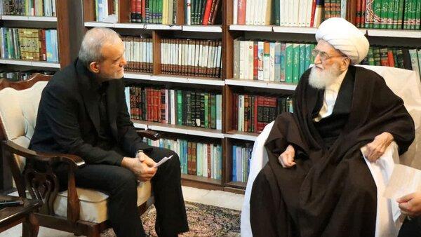 تذکر آیت‌الله نوری همدانی به صداوسیما: از بیان سخنان ناامیدکننده پرهیز کنید