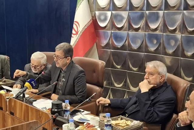 استاندار: اصفهان با ۲۲ هزار جاذبه تاریخی آماده فصل نوین گردشگری ایران است/ ضرورت حمایت ملی از پروژه‌های مرمتی و توسعه‌ای حوزه میراث‌فرهنگی،