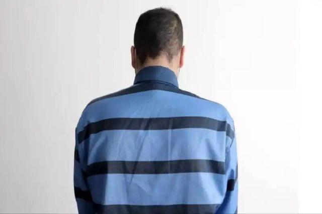 پسر تهرانی مزاحم مادرش را در در شهرک غرب به قتل رساند/ راز فریادهای «کمک، کمک» زن جوان فاش شد