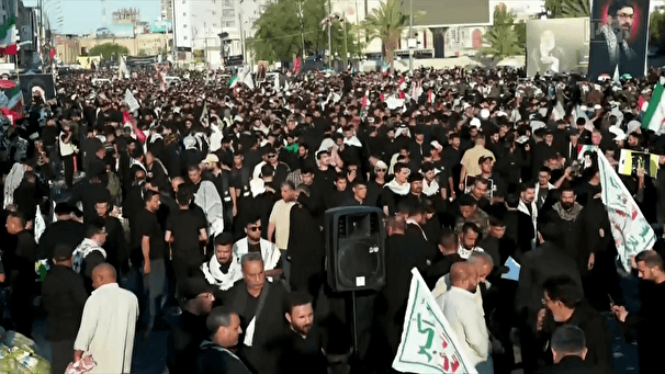تشییع پیکر رهبر شهید انقلاب و خانواده ایشان در نحف اشرف
