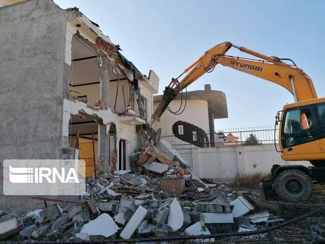۱۴ بنای غیر مجاز در اراضی کشاورزی بابل تخریب شد