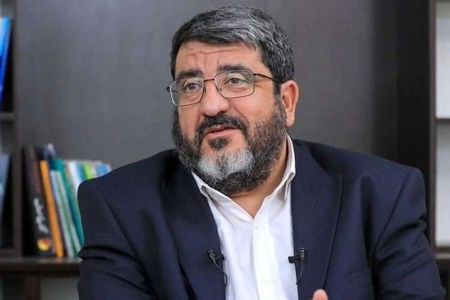 ایستادگی جانانه در برابر استکبار