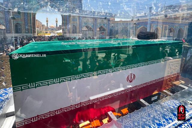 دیدار با امیرالمؤمنین پس از ۶۹ سال فراق؛ شهید خامنه‌ای به روایت شهید خامنه‌ای