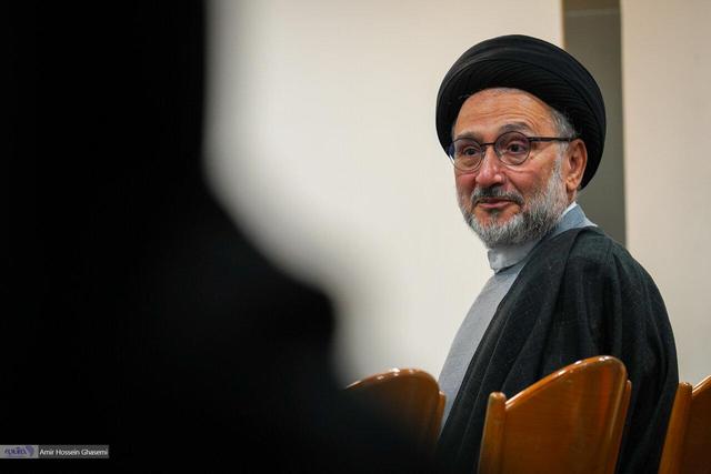 ببینید | ابطحی: در تمام وجود آیت‌الله خامنه‌ای عشق به امام خمینی(ره) دیده می‌شد