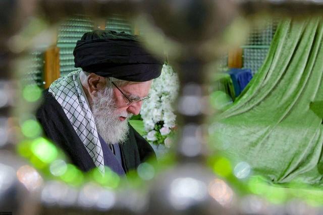 حضور میهمانانی از ۲۷ کشور در مشهد برای شرکت در مراسم تشییع رهبر شهید