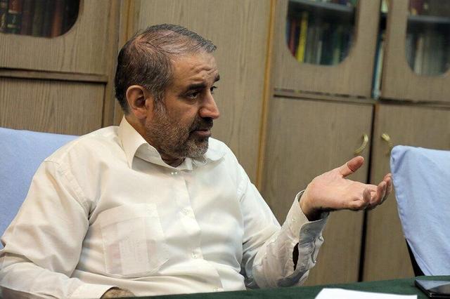 انبارلویی: پرچم مبارزه با استبداد و استکبار جهانی در دست ملت و رهبری ایران است