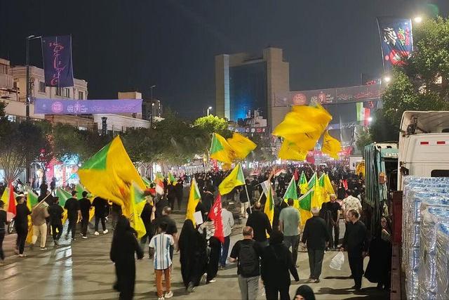 از آن‌سوی مرزها؛ به عشق رهبر شهید آمده است