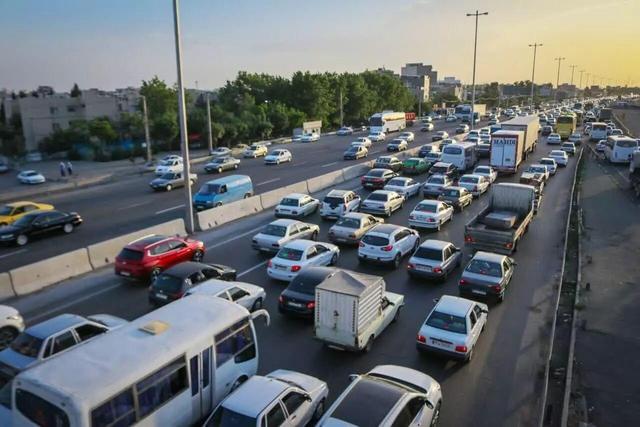 سمنان در مسیر موج بازگشت زائران؛ آماده‌باش شبانه‌روزی ۱۸۴ راهدار