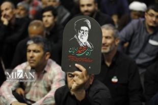 بزرگداشت رهبر شهید از سوی دبیرخانه مجلس خبرگان و جامعه مدرسین حوزه علمیه قم در حرم کریمه اهل بیت/ مراسم یادبود فردا در همه یگان‌های ارتش