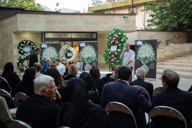 خواست خانواده بود که مراسم به شکل متداول مجالس ختم برگزار نشود/ در یادبود یکی از ارکان ارکسترهای نوین ایران چه گذشت؟
