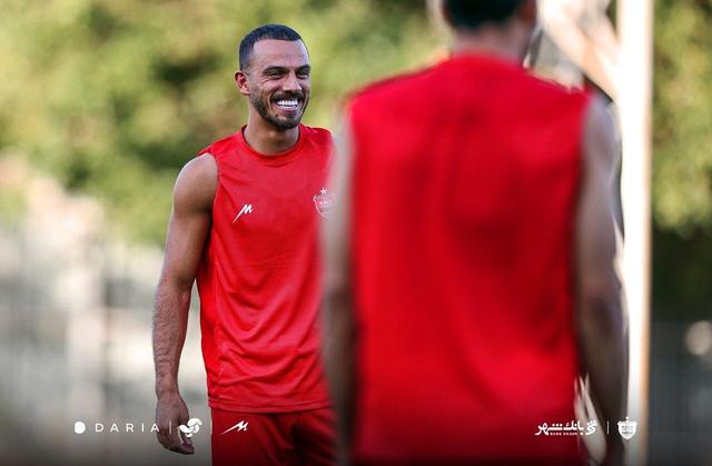 ماجرای جدایی مدافع استقلال و حضور در پرسپولیس